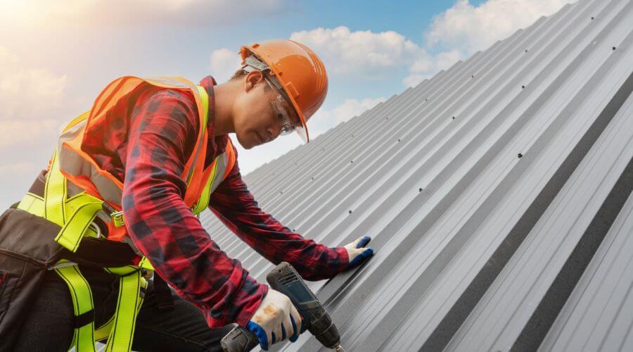 Owens Corning roofing contractor in Leonore, IL